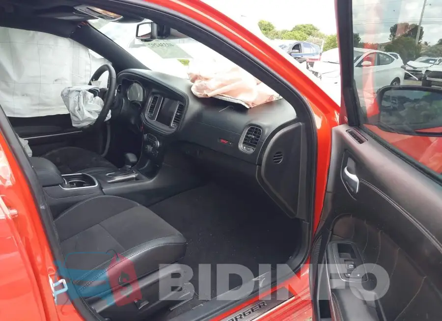 2C3CDXGJ2PH687047 Photo# 5