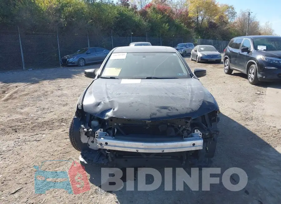 19UUB2F35FA024078 Photo# 12
