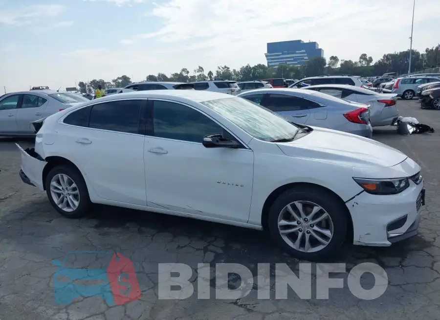 1G1ZD5ST8JF140708 Photo# 12