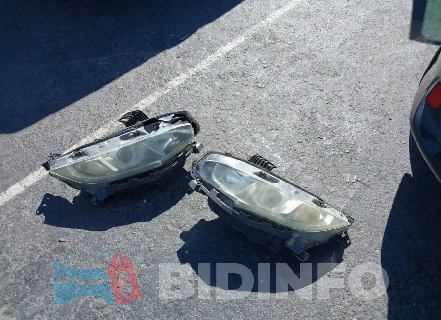2HGFC2F55GH518192 Photo# 12