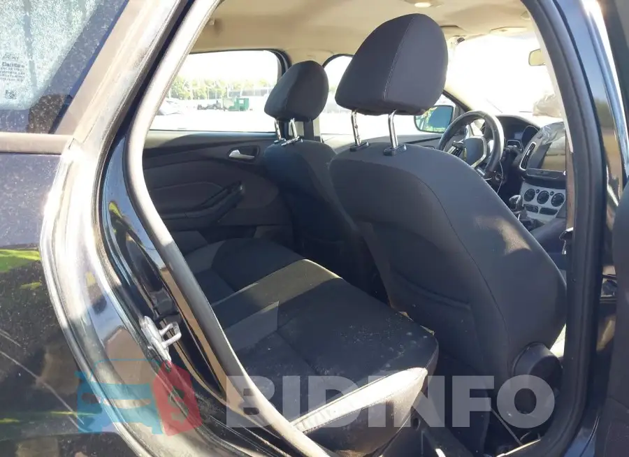 1FADP3F21EL344049 Photo# 8