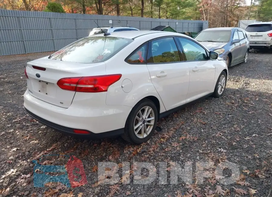 1FADP3F27HL290955 Photo# 4