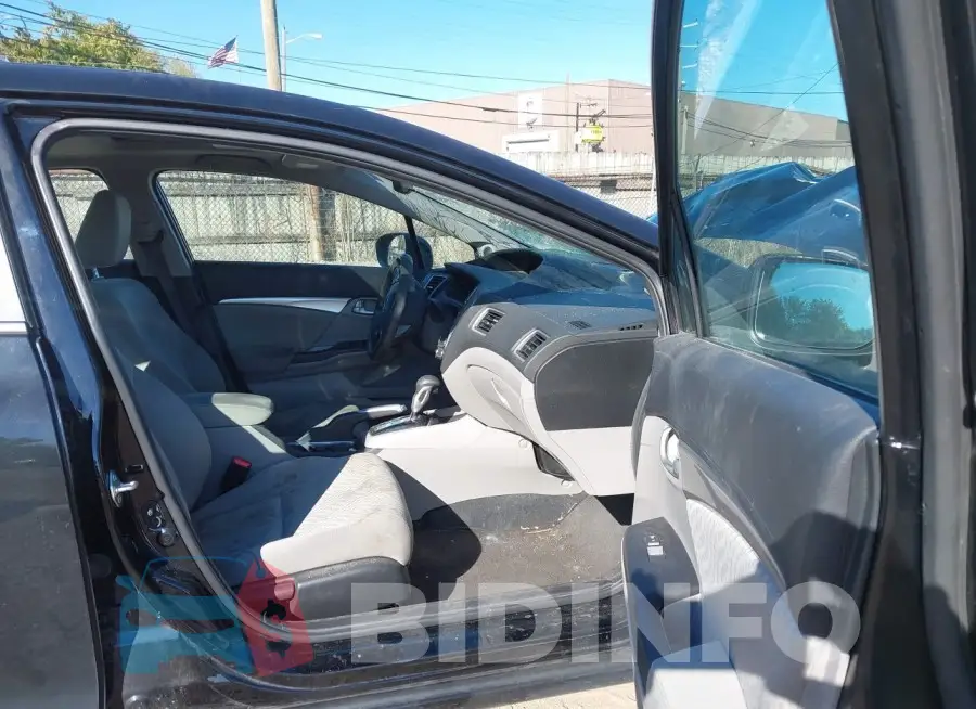 19XFB2F86FE098027 Photo# 5
