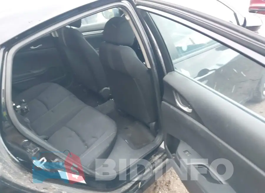 19XFC2F50GE056473 Photo# 8