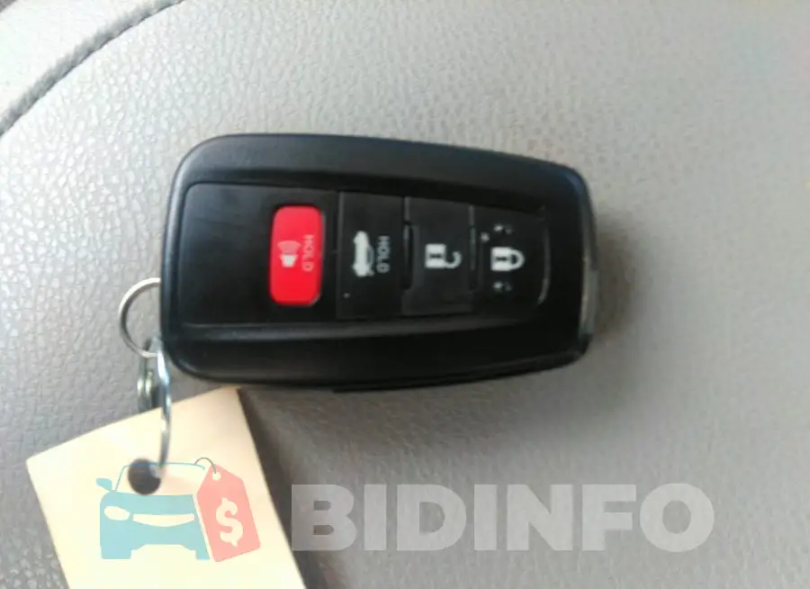4T1F31AK2MU555355 Photo# 11