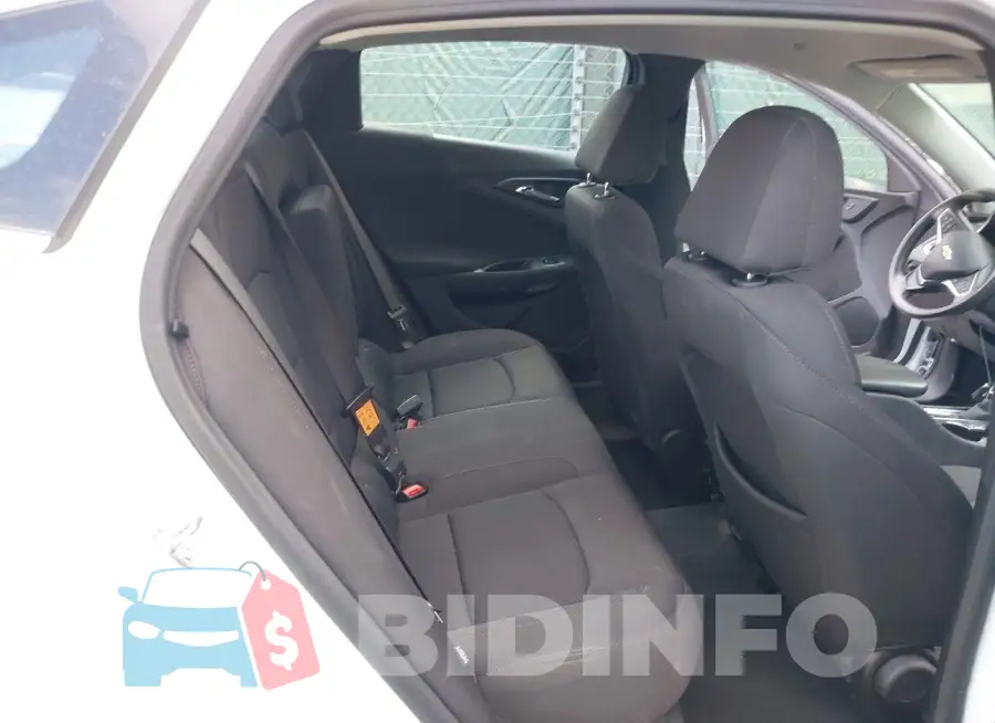 1G1ZD5ST4PF239096 Photo# 8
