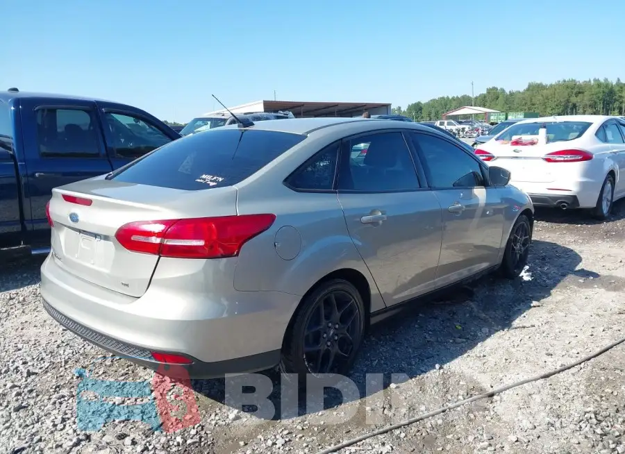 1FADP3F2XGL402677 Photo# 4