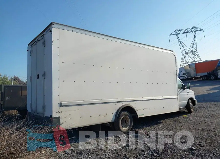 1FDWE3FL9FDA17245 Photo# 4