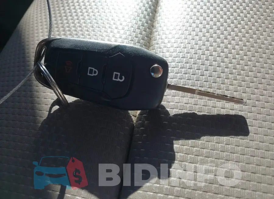 1FTMF1E83HKC49462 Photo# 11