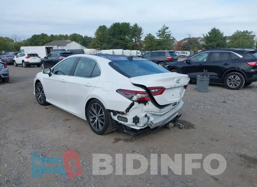 4T1F11BK3RU108111 Photo# 3