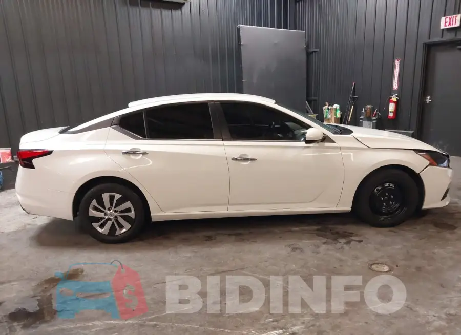 1N4BL4BV1NN334179 Photo# 13