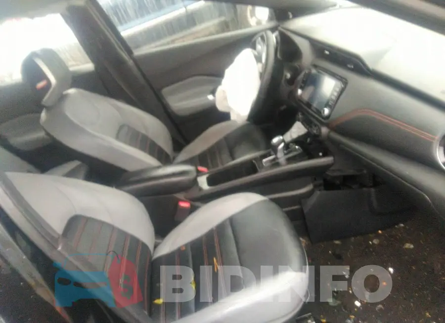 3N1CP5DV3ML508082 Photo# 5