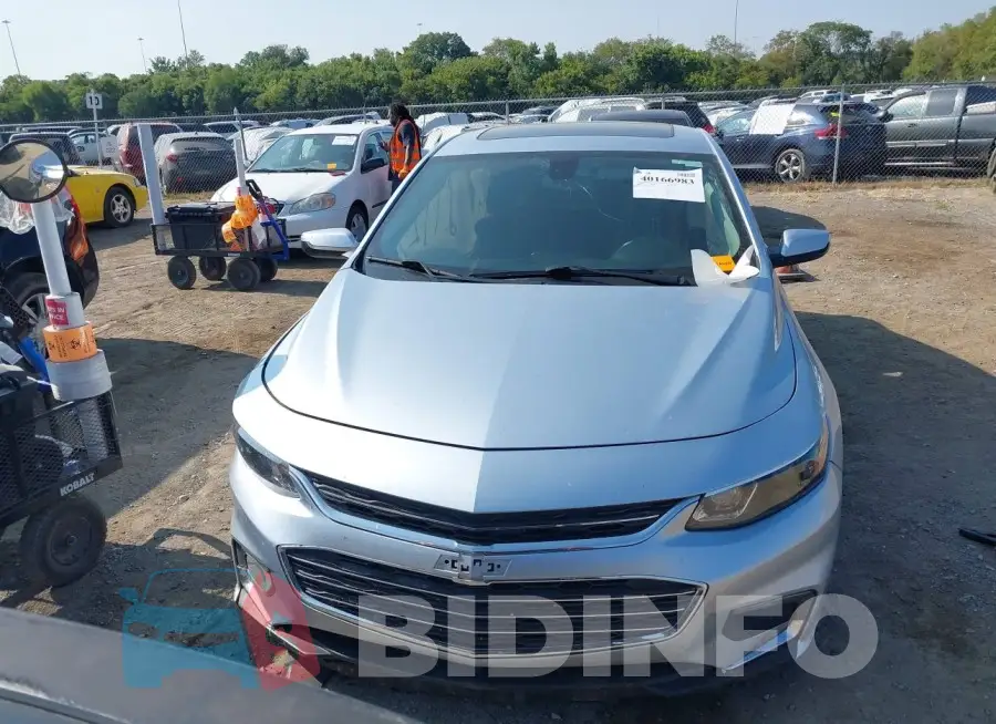 1G1ZD5ST6JF181399 Photo# 12