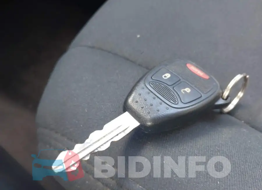 1C4NJPBB9FD120195 Photo# 11