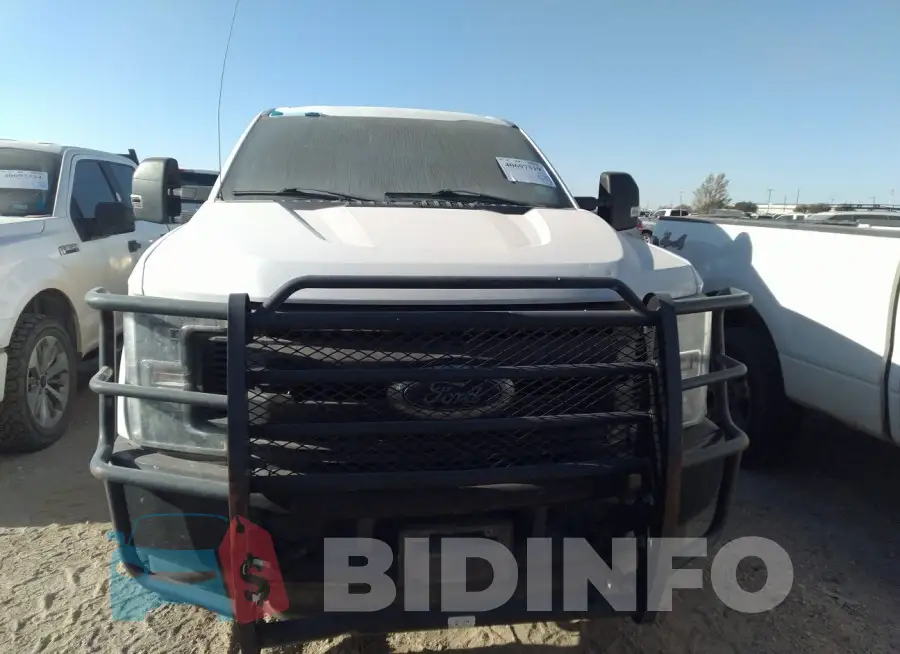 1FT7X2B68KED96269 Photo# 12