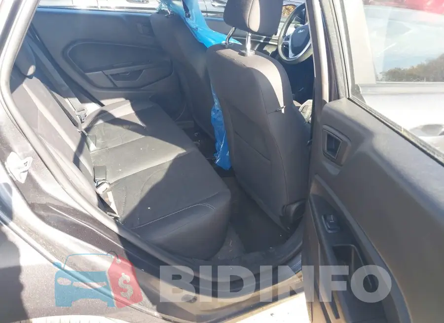 3FADP4BJXJM100055 Photo# 8
