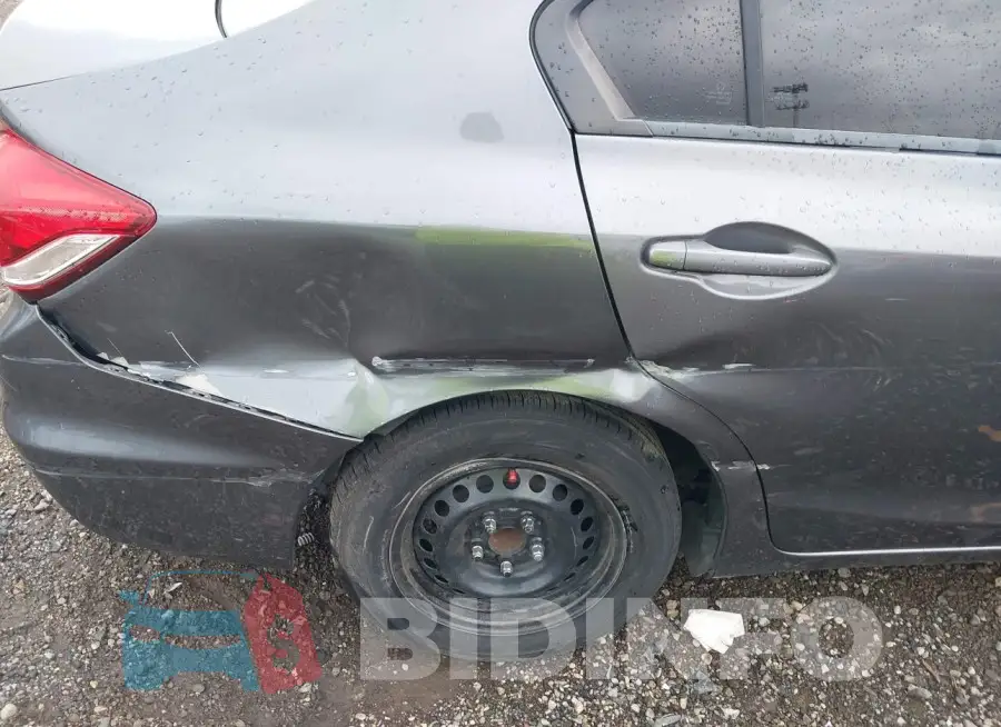 19XFB2F50FE009784 Photo# 17