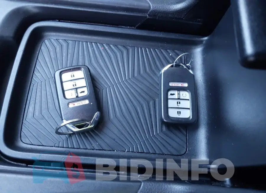 7FARW2H87KE042573 Photo# 11