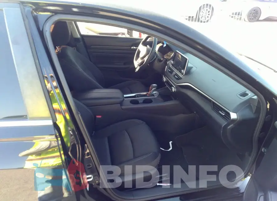 1N4BL4BV6KC125074 Photo# 5