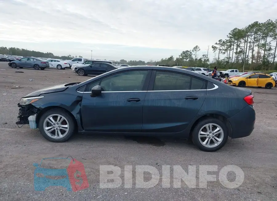1G1BE5SM6J7121947 Photo# 14