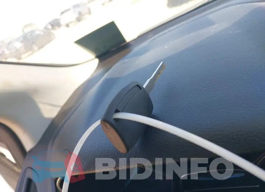 1FADP3F25JL255238 Photo# 11
