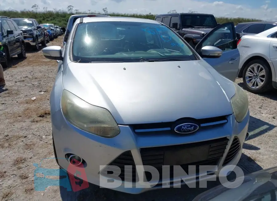 1FADP3N26EL422763 Photo# 6