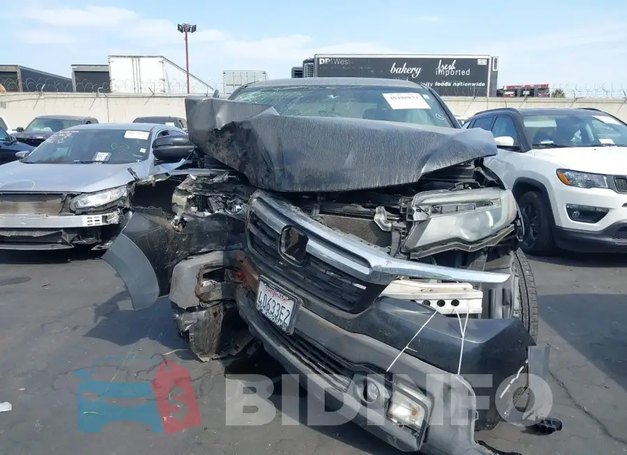 5FPYK2F51HB001075 Photo# 12
