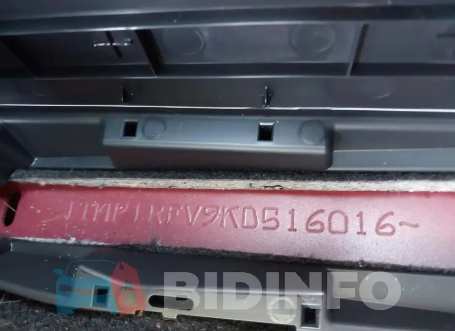 JTMP1RFV9KD516016 Photo# 9