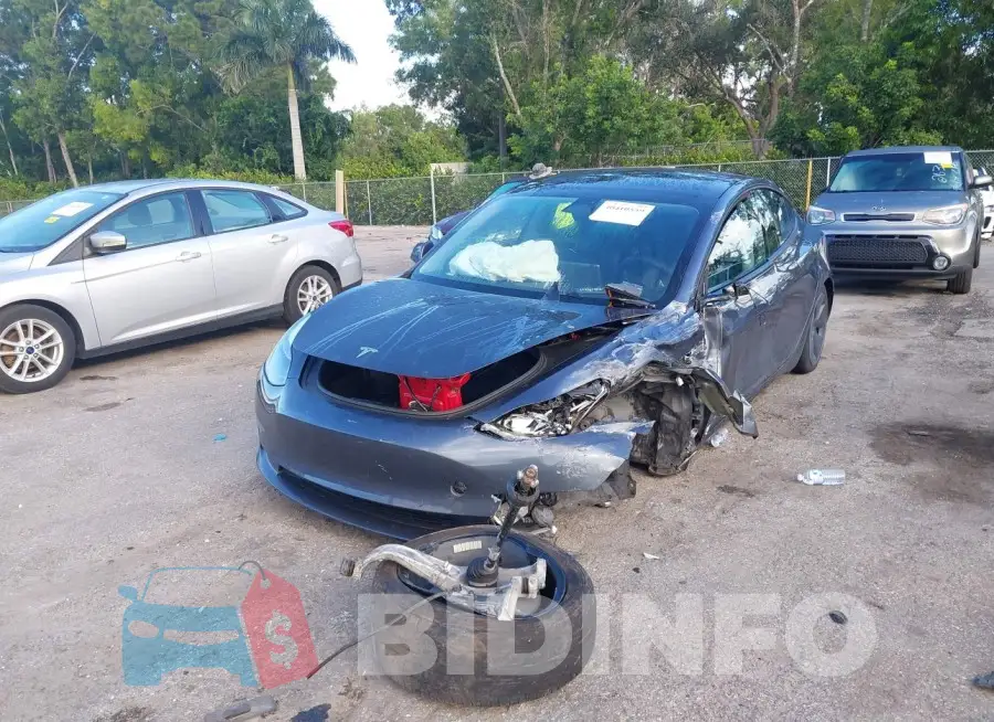 5YJ3E1EB6NF289196 Photo# 6