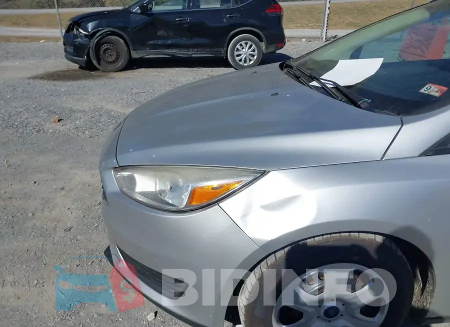 1FADP3E29GL226903 Photo# 6