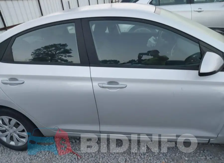 3KPC24A6XME144279 Photo# 14