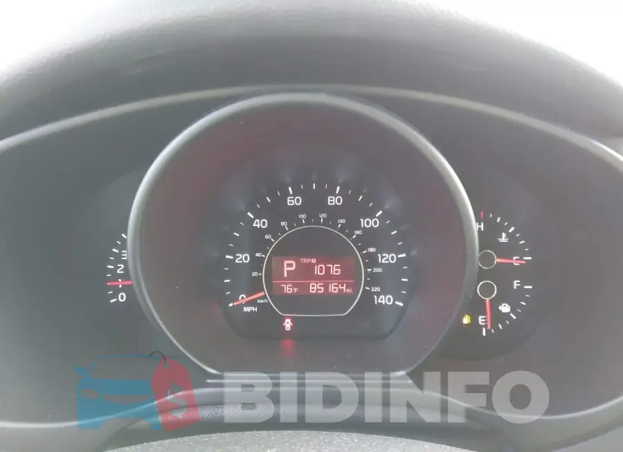 KNDJN2A2XF7776296 Photo# 7