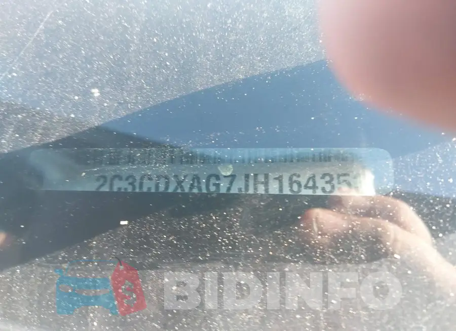 2C3CDXAG7JH164353 Photo# 9
