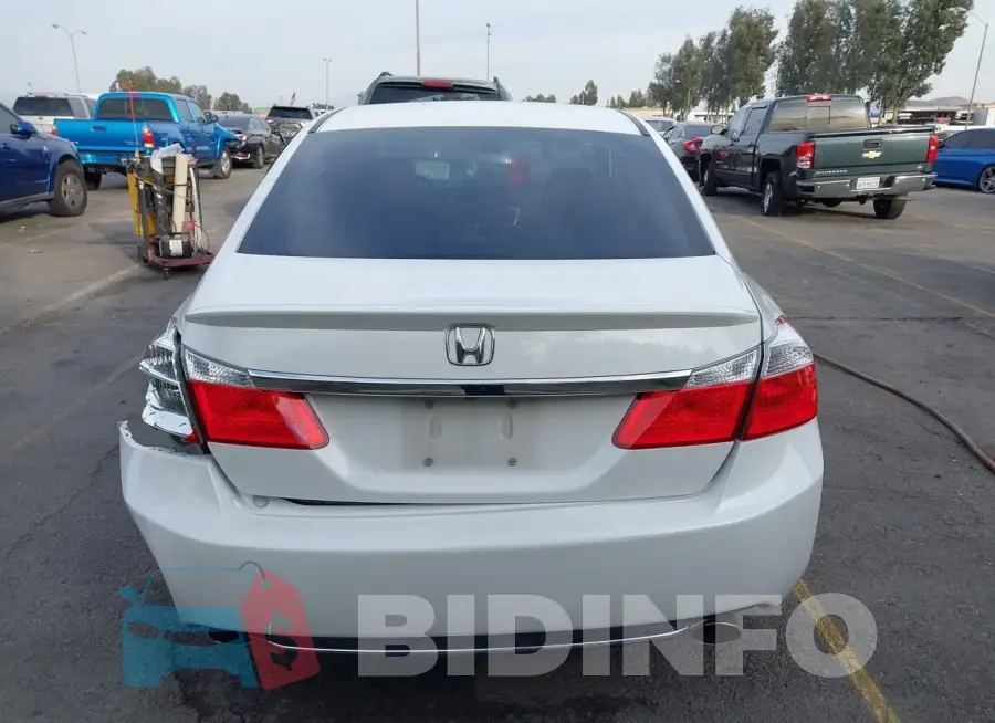 1HGCR2F59FA159704 Photo# 16