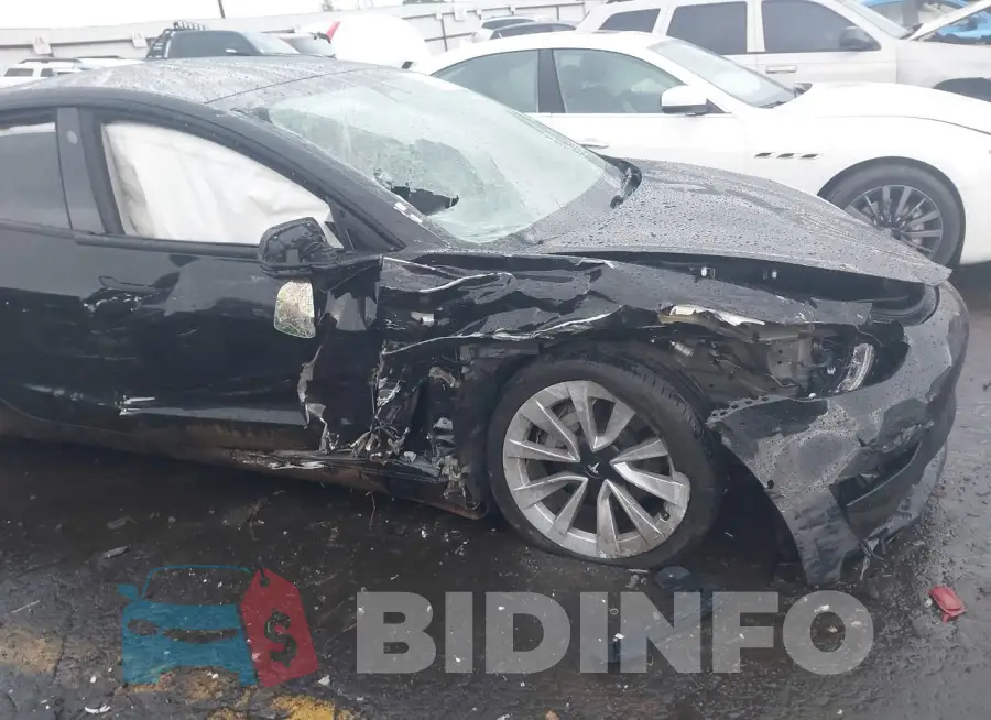 5YJ3E1EB3NF189816 Photo# 6