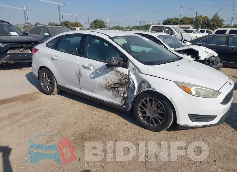 1FADP3F25GL301353 Photo# 6
