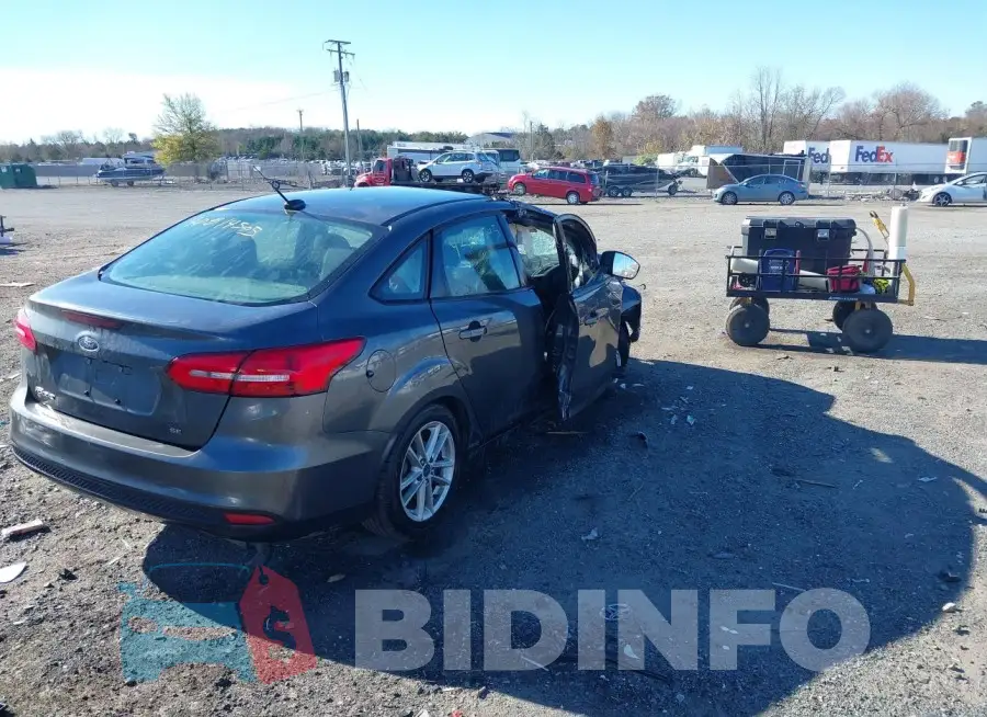 1FADP3F28HL219294 Photo# 4