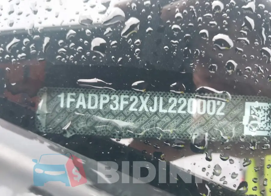 1FADP3F2XJL220002 Photo# 9