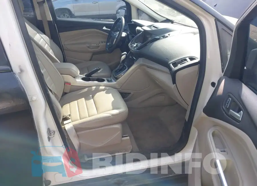 1FADP5CU9FL107294 Photo# 5