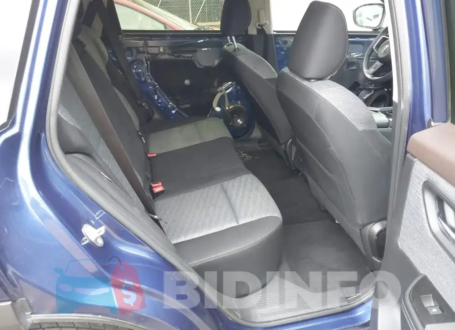 JN8BT3BBXPW482911 Photo# 8