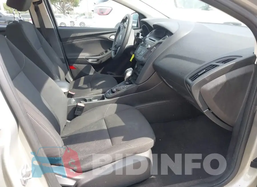 1FADP3F29GL247247 Photo# 5