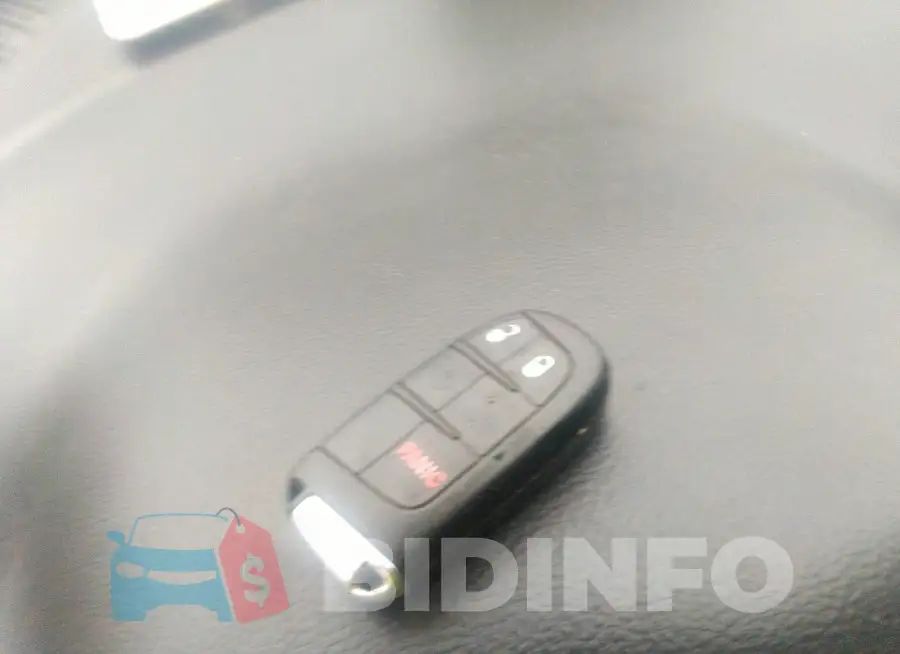 3C4PDCGB5FT719137 Photo# 11