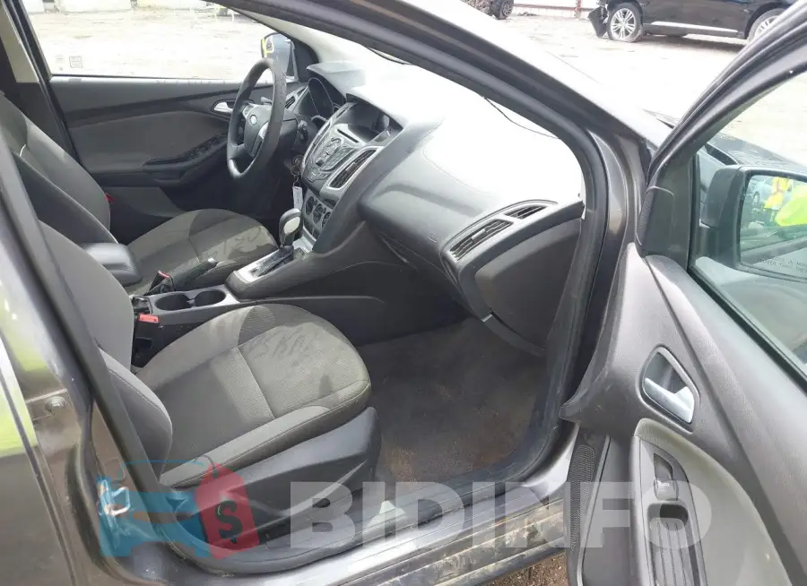 1FADP3K20EL123158 Photo# 5