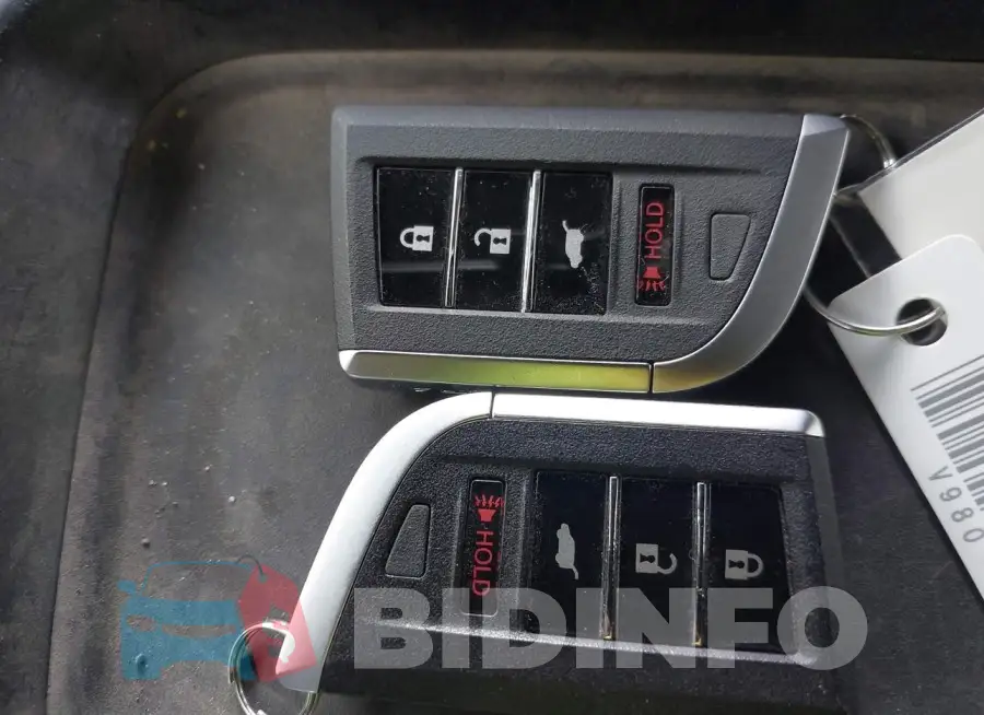 19UDE4G79RA016588 Photo# 11