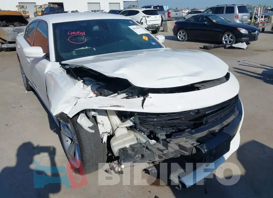 2C3CDXCTXGH330819 Photo# 6
