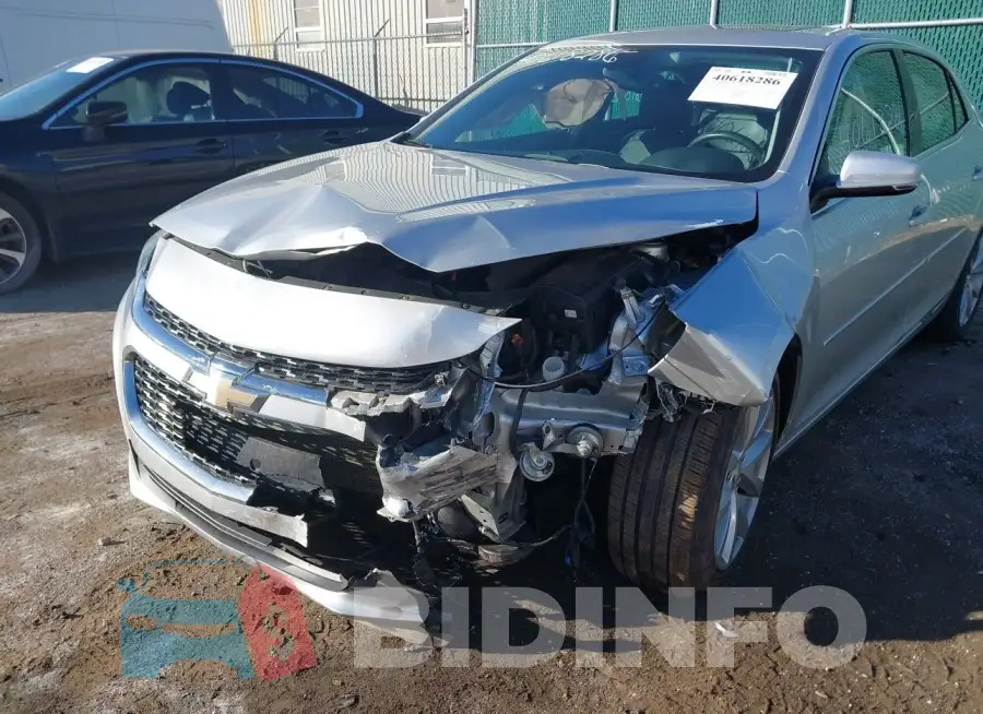 1G11E5SX2FF312607 Photo# 6