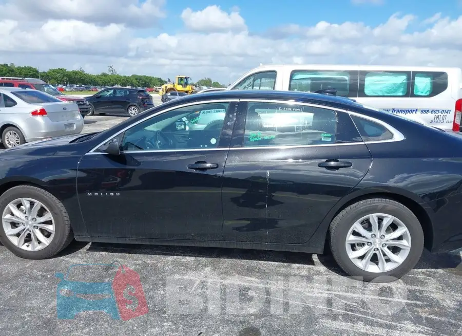 1G1ZD5ST2RF117064 Photo# 14