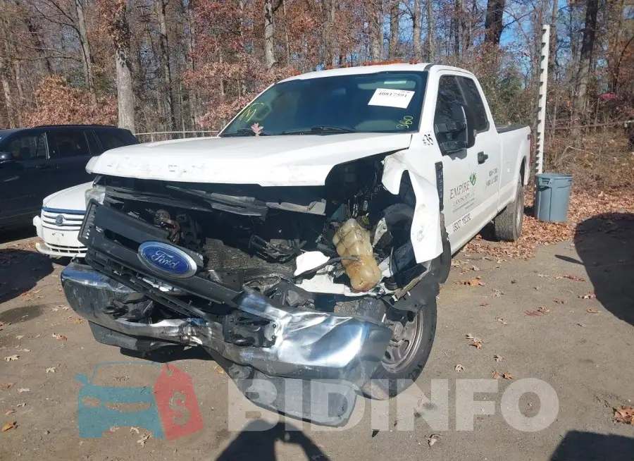 1FT7X2B63HEC51925 Photo# 2