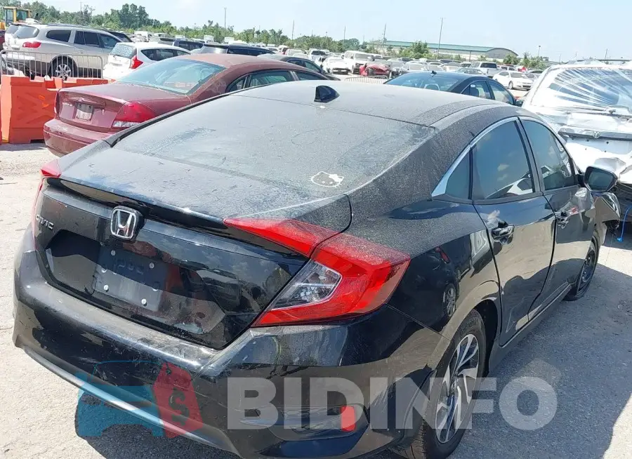 19XFC2F77HE022484 Photo# 4