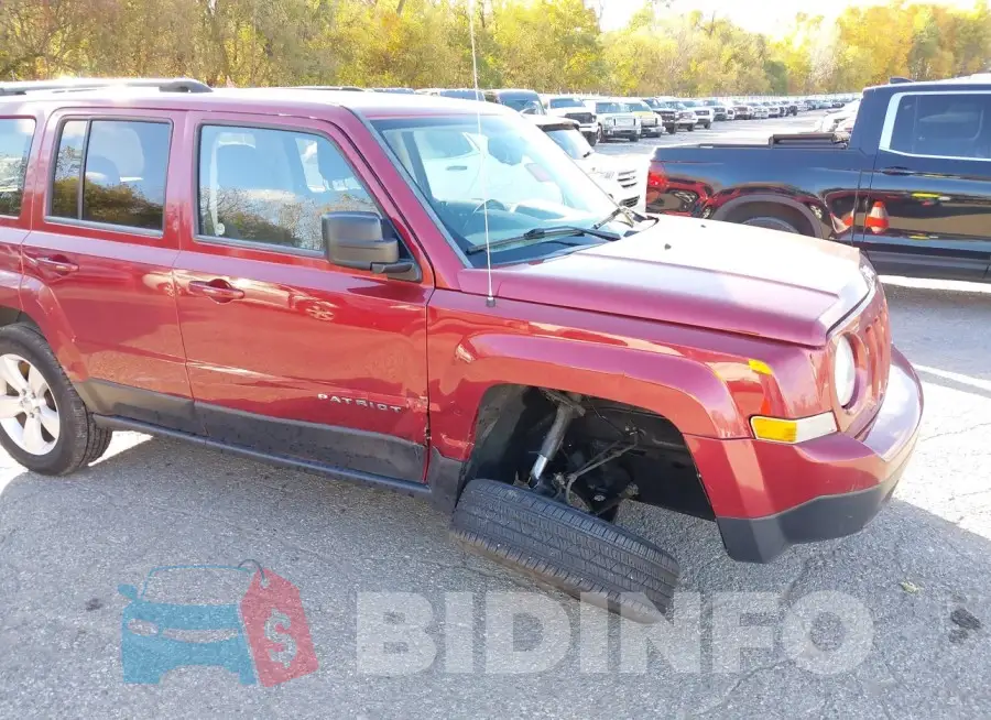 1C4NJRFB4ED687614 Photo# 6